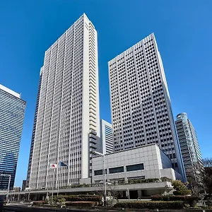 5* מלון Keio Plaza